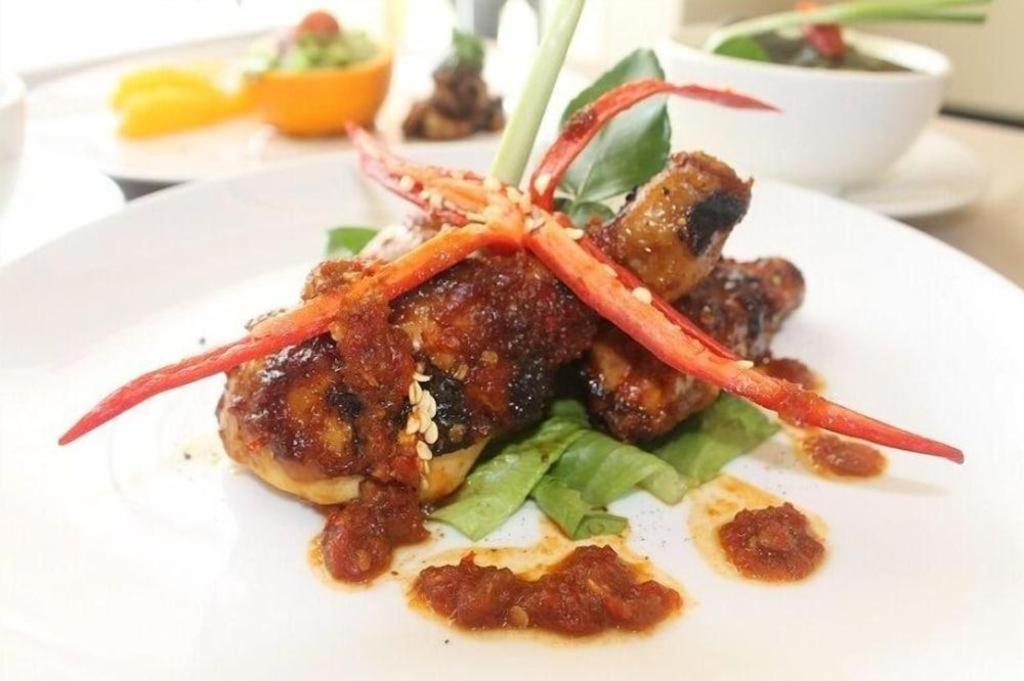 Bella 3* Surabaya