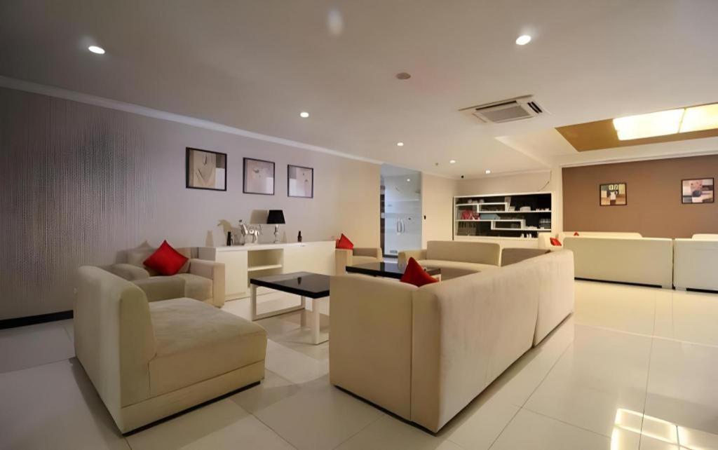 Bella Surabaya