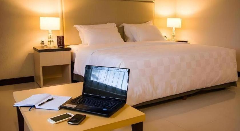Bella Hotel