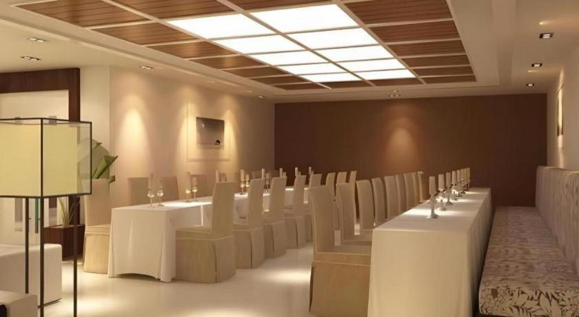 Bella 3* Surabaya