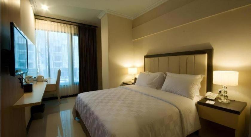 Bella Hotel 3*